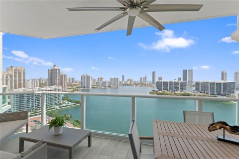 Condo in Aventura, Florida, 3 bedrooms  № 1116087 - photo 2