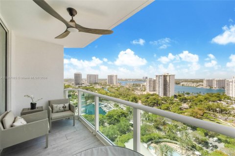 Condo in Aventura, Florida, 3 bedrooms  № 1116087 - photo 26