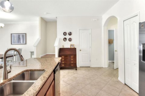 Townhouse in Lakeland, Florida 2 bedrooms, 121.79 sq.m. № 1308066 - photo 14