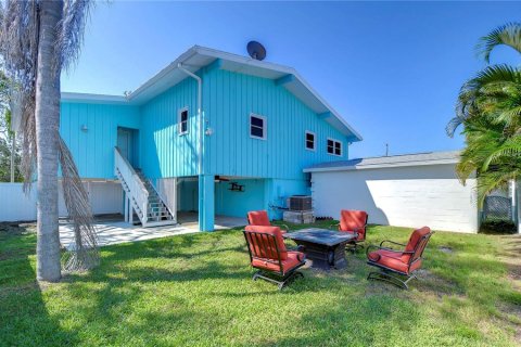 Casa en venta en Indian Rocks Beach, Florida, 3 dormitorios, 160.16 m2 № 1405660 - foto 11