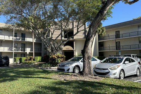Condominio en venta en Tamarac, Florida, 2 dormitorios, 88.26 m2 № 1102008 - foto 20