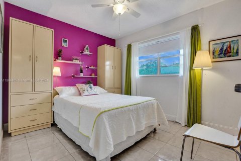 Copropriété à vendre à Lauderdale Lakes, Floride: 2 chambres, 87.7 m2 № 951325 - photo 23