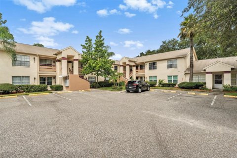 Copropriété à vendre à New Port Richey, Floride: 2 chambres, 95.22 m2 № 1298923 - photo 1