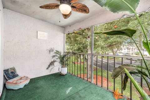 Condo in New Port Richey, Florida, 2 bedrooms  № 1298923 - photo 27