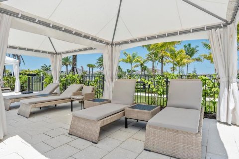 Villa ou maison à vendre à Palm Beach Gardens, Floride: 2 chambres, 211.17 m2 № 1207434 - photo 20