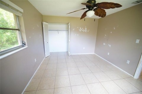 House in Port Charlotte, Florida 3 bedrooms, 163.88 sq.m. № 1416408 - photo 19