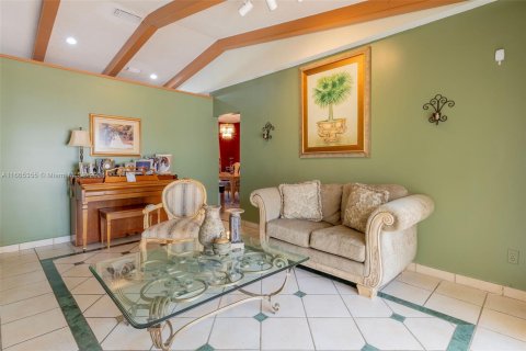 Casa en venta en Miami, Florida, 3 dormitorios, 171.13 m2 № 1380125 - foto 25