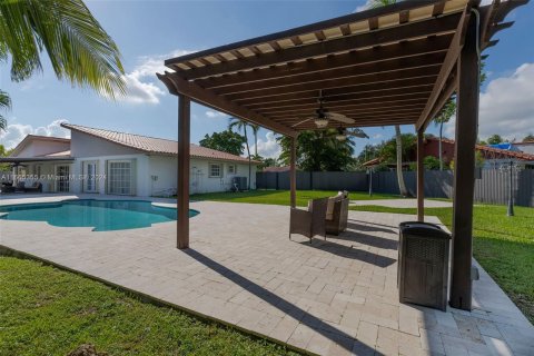 Casa en venta en Miami, Florida, 3 dormitorios, 171.13 m2 № 1380125 - foto 13