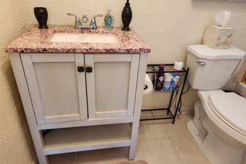 Condo in Sunrise, Florida, 1 bedroom  № 1002949 - photo 22