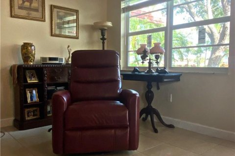 Condominio en venta en Vero Beach, Florida, 1 dormitorio, 69.68 m2 № 945023 - foto 9