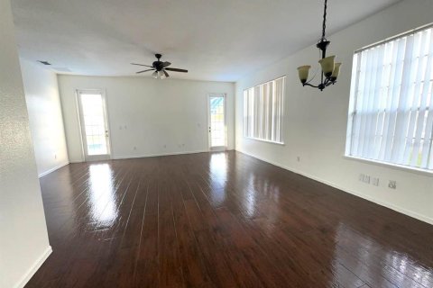 Casa en venta en Orlando, Florida, 5 dormitorios, 192.03 m2 № 1391086 - foto 7