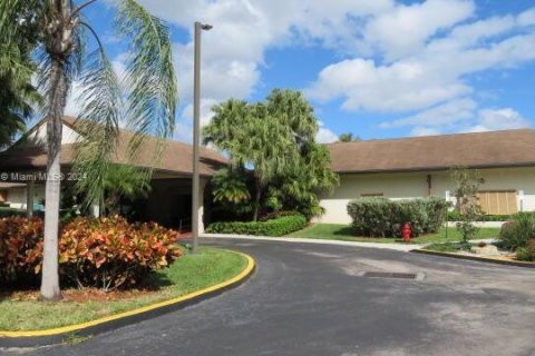 Touwnhouse à vendre à Boynton Beach, Floride: 2 chambres, 68.28 m2 № 1101562 - photo 21