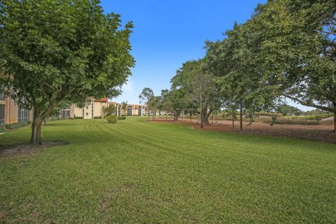 Copropriété à vendre à Palm Beach Gardens, Floride: 2 chambres, 105.91 m2 № 1229263 - photo 2