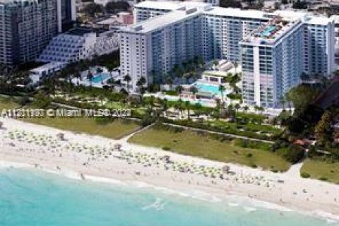 Copropriété à louer à Miami Beach, Floride: 61.32 m2 № 7827 - photo 20