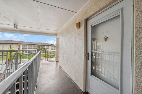 Copropriété à vendre à New Port Richey, Floride: 1 chambre, 67.63 m2 № 1363592 - photo 26