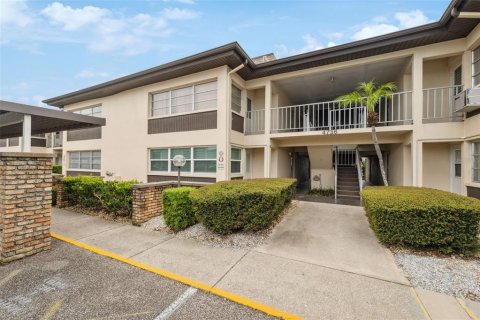 Condominio en venta en New Port Richey, Florida, 1 dormitorio, 67.63 m2 № 1363592 - foto 27