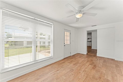 Casa en venta en Tampa, Florida, 3 dormitorios, 114.08 m2 № 1363832 - foto 15