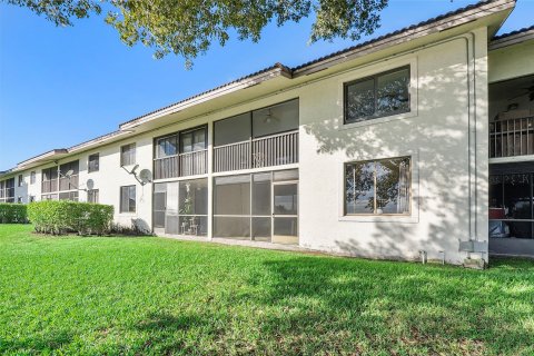 Condo in Oakland Park, Florida, 2 bedrooms  № 936806 - photo 3