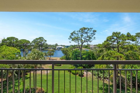 Condo in Jupiter, Florida, 2 bedrooms  № 1188679 - photo 9