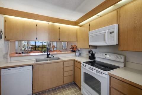 Condo in Jupiter, Florida, 2 bedrooms  № 1188679 - photo 22