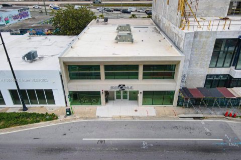 Propiedad comercial en venta en Miami, Florida № 363164 - foto 2