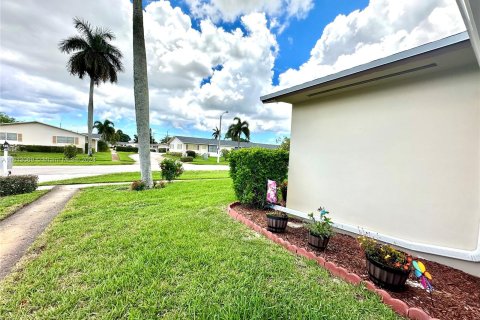 Condominio en venta en West Palm Beach, Florida, 1 dormitorio, 56.86 m2 № 1235084 - foto 16