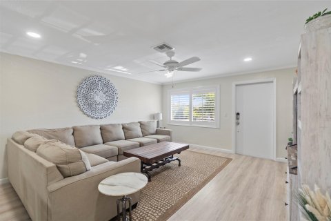 Condo in Fort Lauderdale, Florida, 3 bedrooms  № 1151809 - photo 29