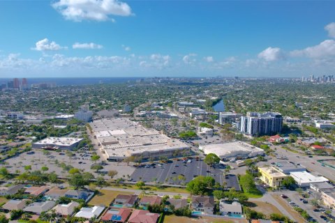 Condo in Fort Lauderdale, Florida, 3 bedrooms  № 1151809 - photo 2