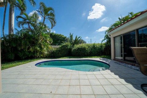 Villa ou maison à vendre à Palm Beach Gardens, Floride: 4 chambres, 181.35 m2 № 819144 - photo 27