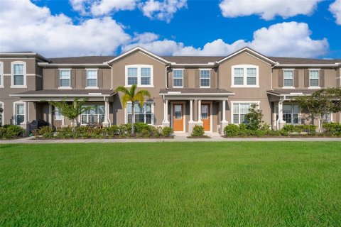 Adosado en venta en Orlando, Florida, 3 dormitorios, 141.95 m2 № 1317666 - foto 1