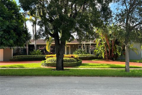 Villa ou maison à vendre à Miami, Floride: 4 chambres, 249.91 m2 № 1271577 - photo 3