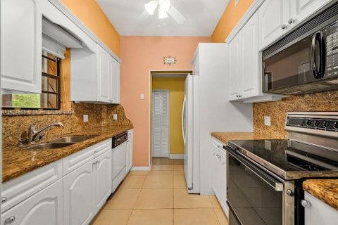 Casa en venta en Miami Beach, Florida, 3 dormitorios, 144.09 m2 № 1271580 - foto 14