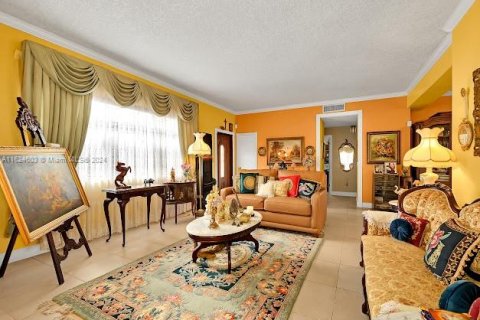 Casa en venta en Miami Beach, Florida, 3 dormitorios, 144.09 m2 № 1271580 - foto 12