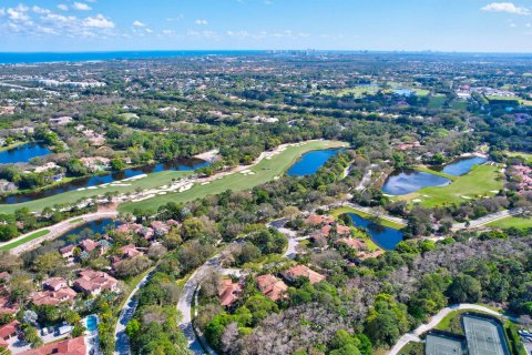 House in Jupiter, Florida 2 bedrooms, 184.88 sq.m. № 1159892 - photo 16