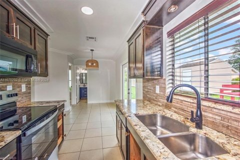 Villa ou maison à vendre à LaBelle, Floride: 2 chambres, 85.84 m2 № 1404577 - photo 12