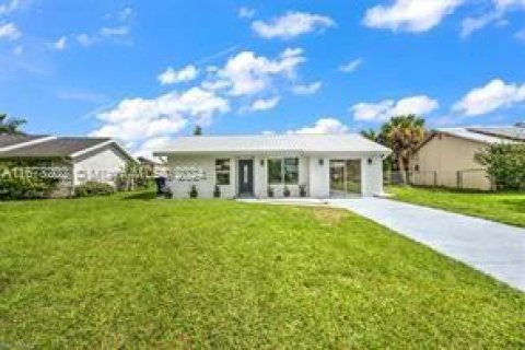 Villa ou maison à vendre à LaBelle, Floride: 2 chambres, 85.84 m2 № 1404577 - photo 1