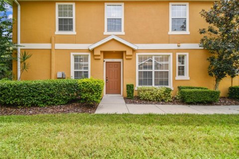 Townhouse in Plant City, Florida 3 bedrooms, 167.69 sq.m. № 1363937 - photo 5