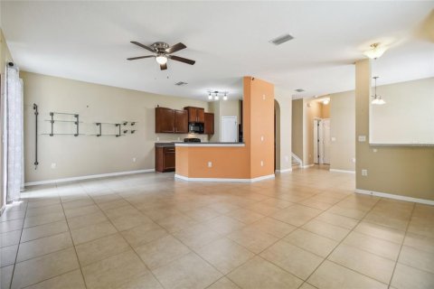 Townhouse in Plant City, Florida 3 bedrooms, 167.69 sq.m. № 1363937 - photo 11