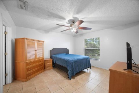 Casa en venta en Deltona, Florida, 3 dormitorios, 169.08 m2 № 1363966 - foto 16