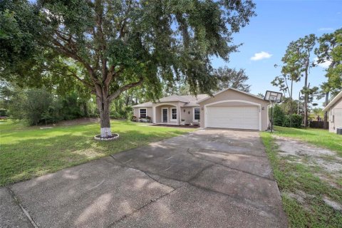 Casa en venta en Deltona, Florida, 3 dormitorios, 169.08 m2 № 1363966 - foto 1