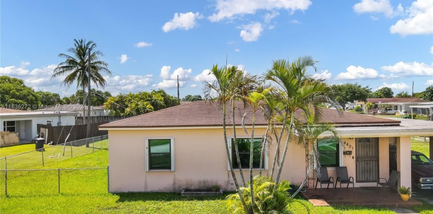 Villa ou maison à Miami, Floride 3 chambres, 90.58 m2 № 1309271