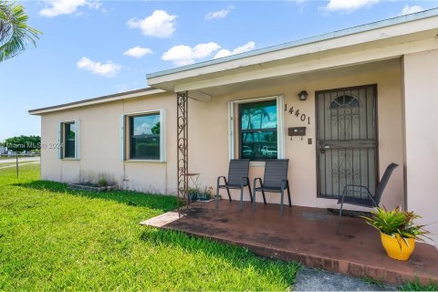 Villa ou maison à vendre à Miami, Floride: 3 chambres, 90.58 m2 № 1309271 - photo 3