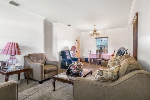 Casa en venta en Miami, Florida, 3 dormitorios, 90.58 m2 № 1309271 - foto 6