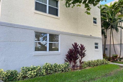 Condominio en venta en Doral, Florida, 1 dormitorio, 75.25 m2 № 1101810 - foto 11