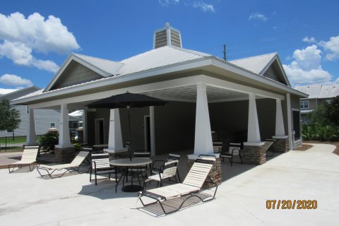 Townhouse in Freeport, Florida 3 bedrooms, 129.69 sq.m. № 590482 - photo 12