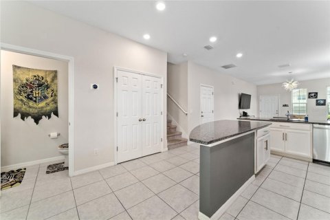 Casa en venta en Davenport, Florida, 5 dormitorios, 230.68 m2 № 1249841 - foto 11