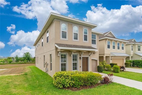 Villa ou maison à vendre à Davenport, Floride: 5 chambres, 230.68 m2 № 1249841 - photo 2