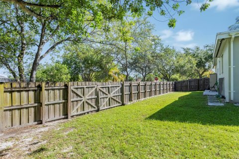 Villa ou maison à vendre à Cutler Bay, Floride: 3 chambres, 120.68 m2 № 1232743 - photo 26