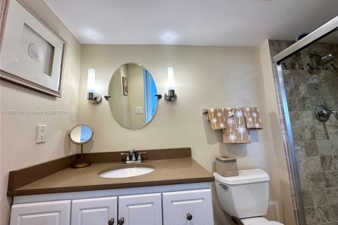 Condo in Aventura, Florida, 1 bedroom  № 1181488 - photo 8