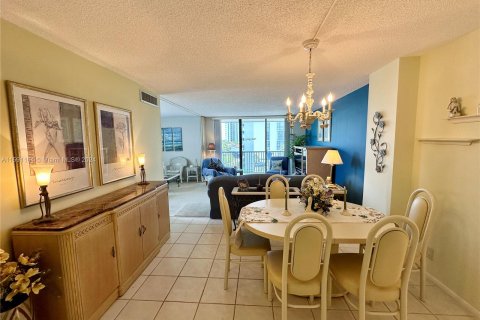 Copropriété à vendre à Aventura, Floride: 1 chambre, 92.34 m2 № 1181488 - photo 3